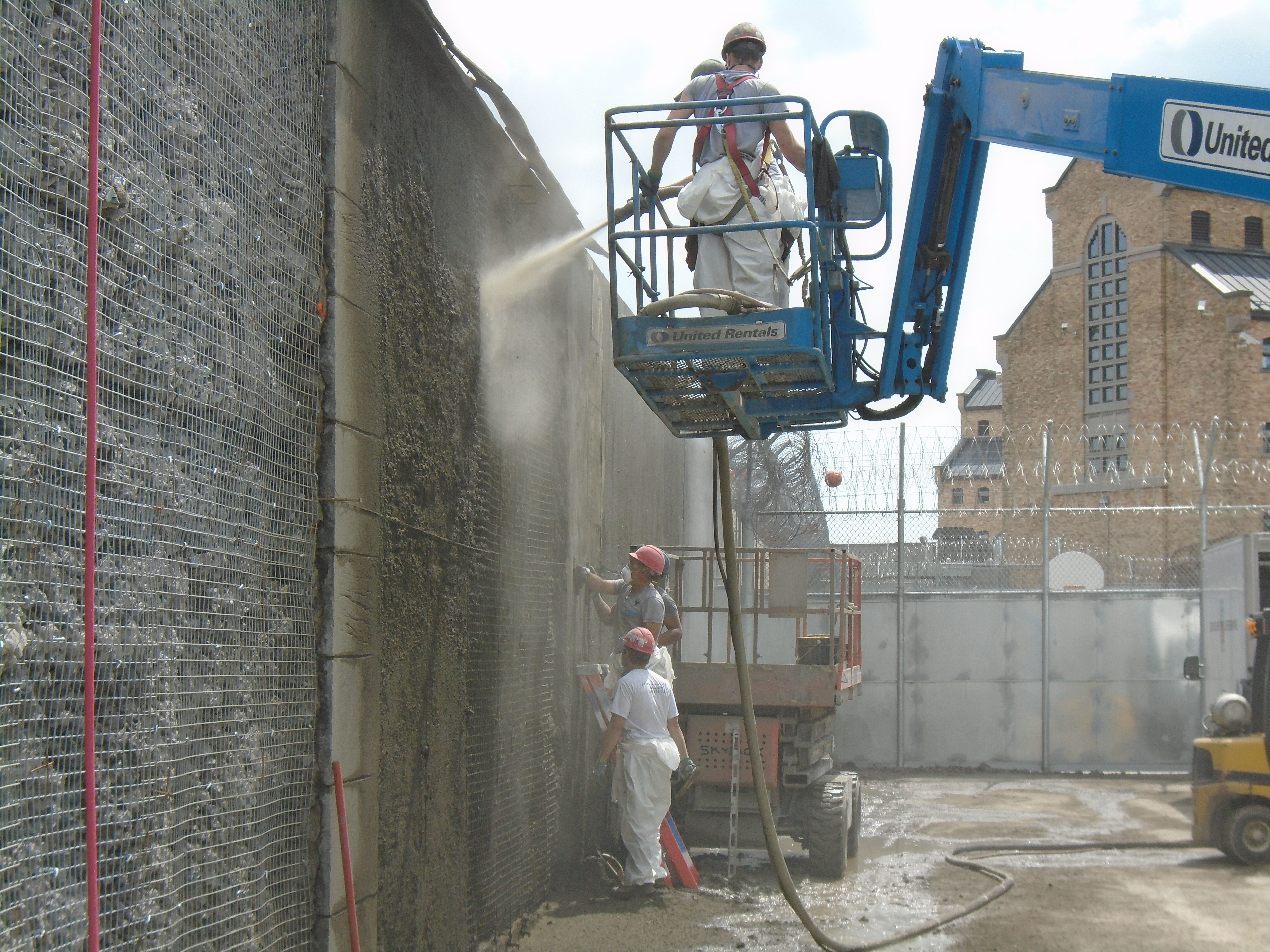 Bordeaux Prison; Rehabilitation & Repair of The Perimeter Walls